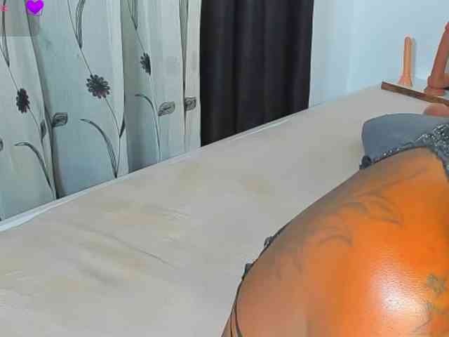 delicious_freak webcam