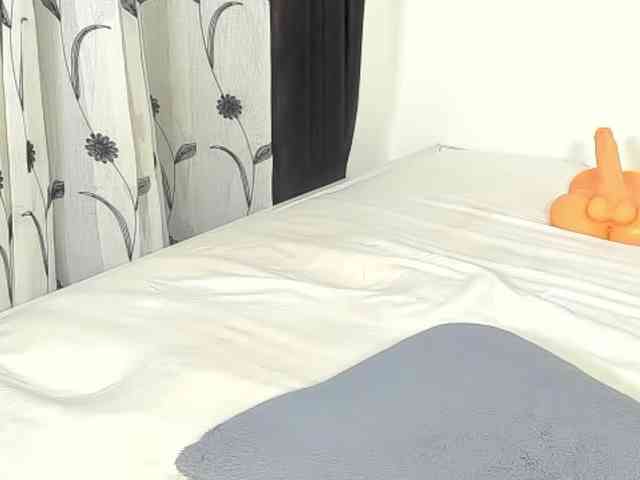 delicious_freak webcam