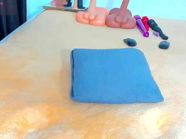 delicious_freak webcam