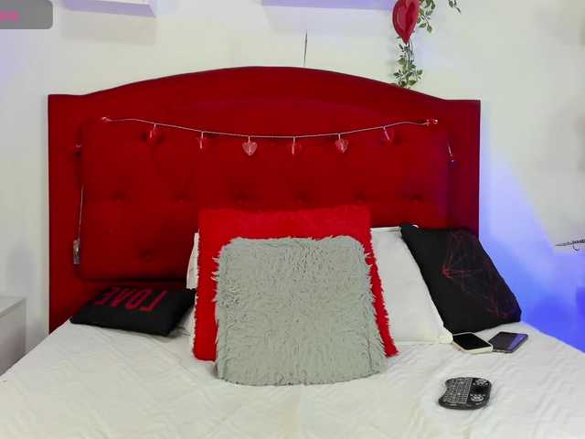 ashley-hot-01 live cam on BongaCams