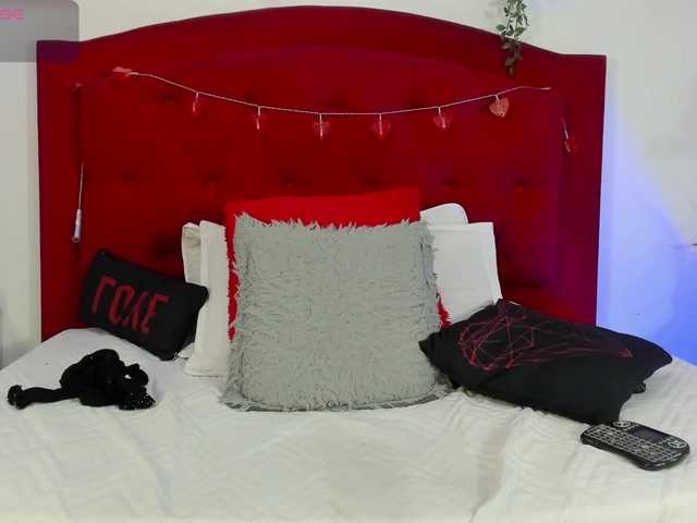 ashley-hot-01 live cam on BongaCams