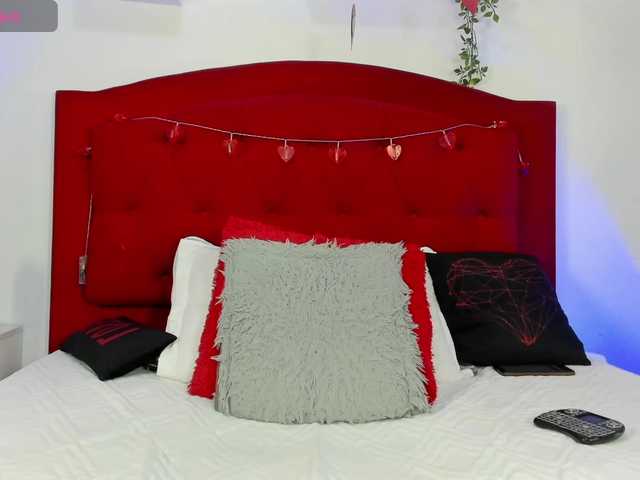 ashley-hot-01 live cam on BongaCams