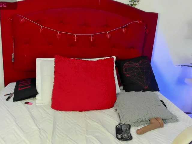 ashley-hot-01 live cam on BongaCams