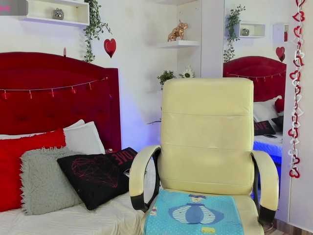 ashley-hot-01 live cam on BongaCams
