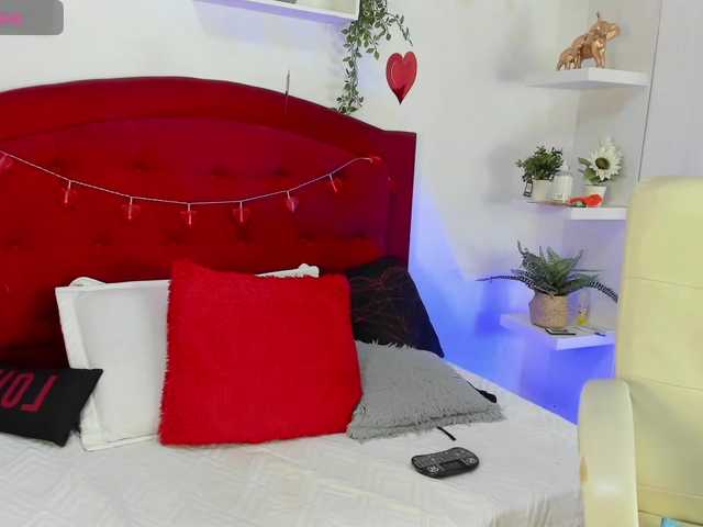 ashley-hot-01 live cam on BongaCams