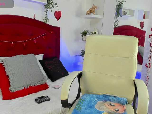 ashley-hot-01 live cam on BongaCams