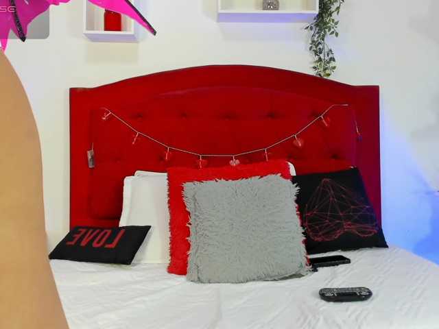 ashley-hot-01 live cam on BongaCams