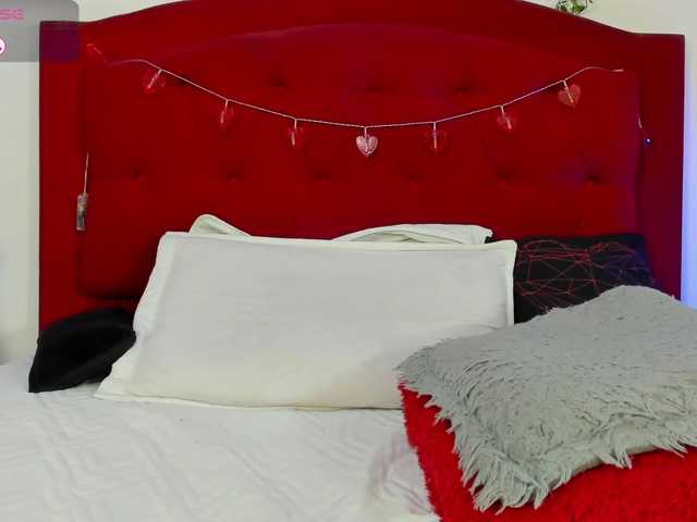 ashley-hot-01 live cam on BongaCams