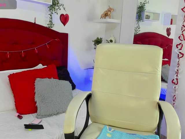 ashley-hot-01 live cam on BongaCams