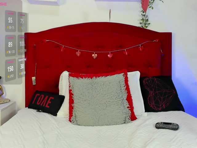 ashley-hot-01 live cam on BongaCams