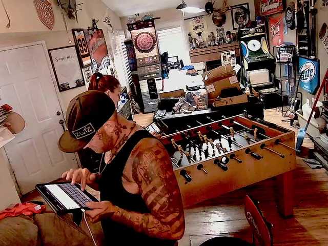 tattedtrouble live sex show
