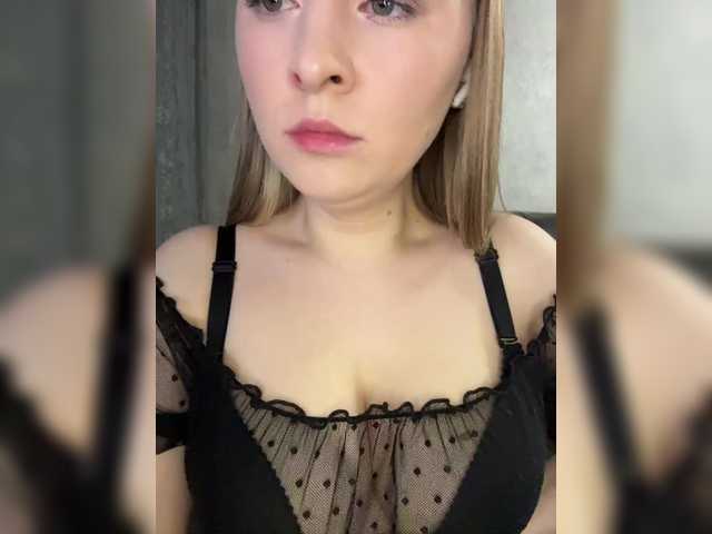 -Dirty-Bitch live cam on BongaCams