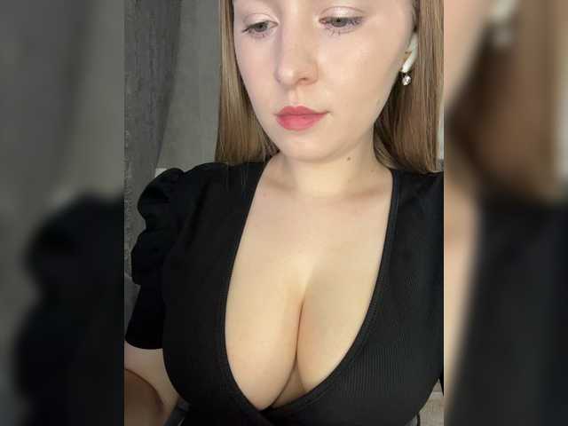 -Dirty-Bitch live cam on BongaCams