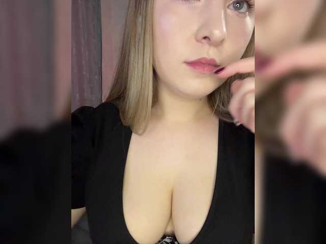AlinaRay live webcam show