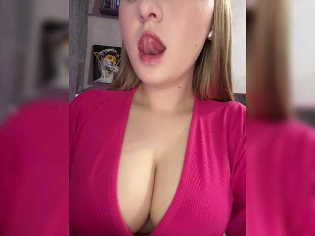 -Dirty-Bitch live cam on BongaCams