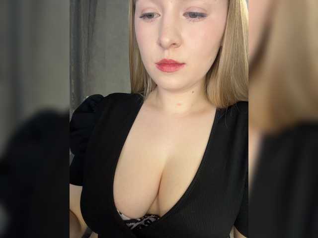 -Dirty-Bitch live cam on BongaCams