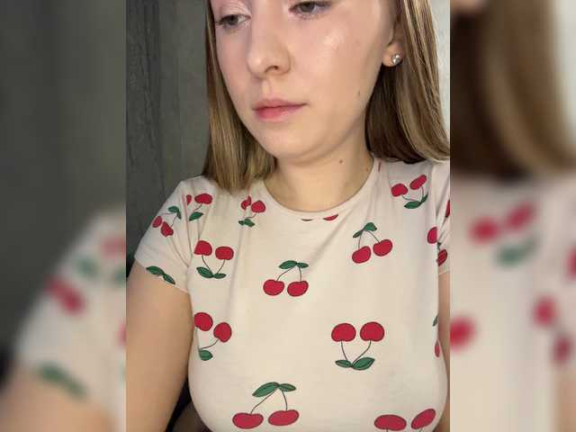AlinaRay live webcam show