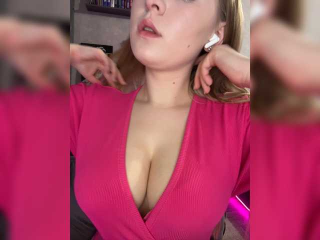 -Dirty-Bitch live cam on BongaCams