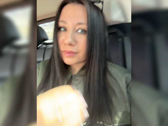 -Dirty-Bitch's BongaCams show and profile