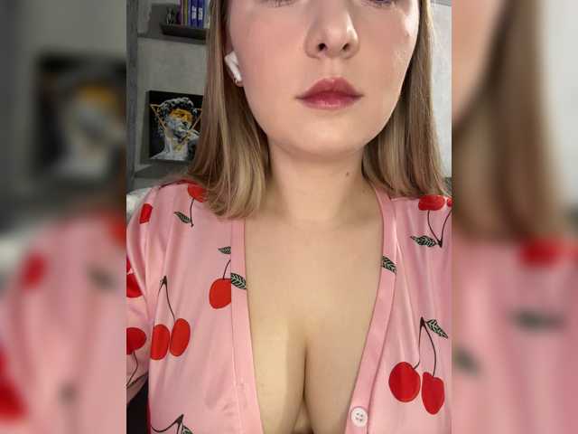 -Dirty-Bitch live cam on BongaCams