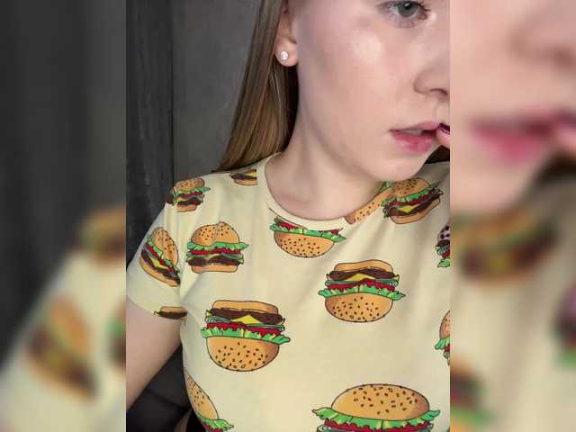 AlinaRay live webcam show