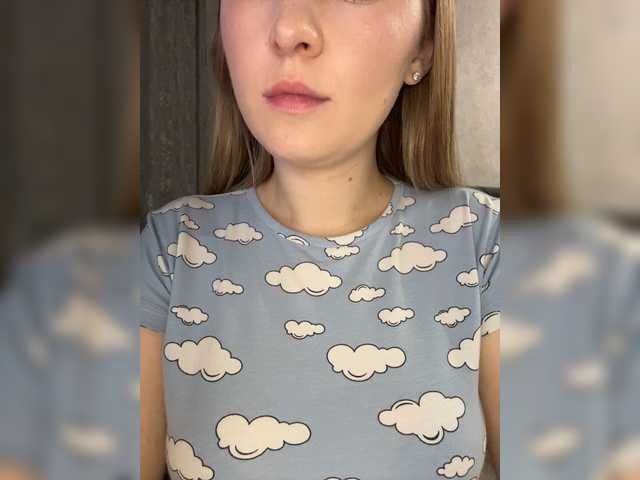 AlinaRay webcam