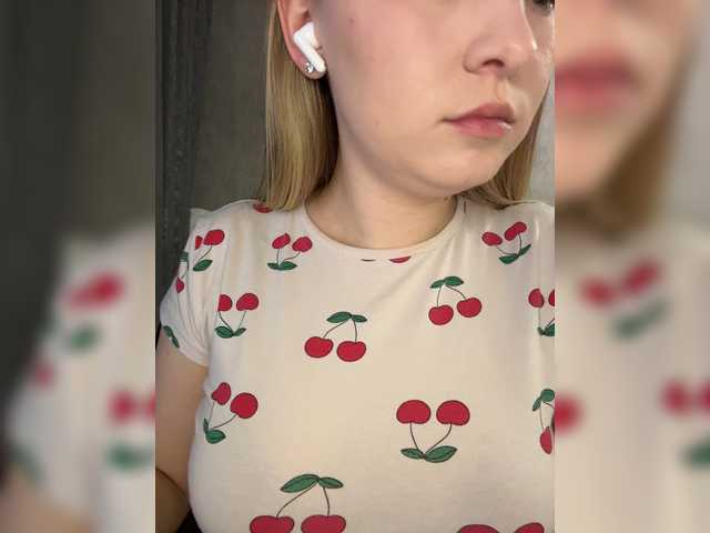 -Dirty-Bitch live cam on BongaCams