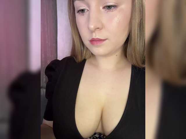 AlinaRay live webcam show