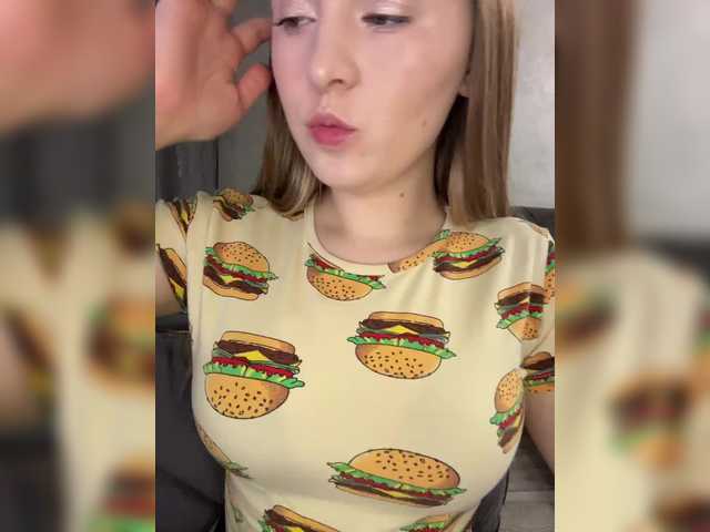 AlinaRay live webcam show