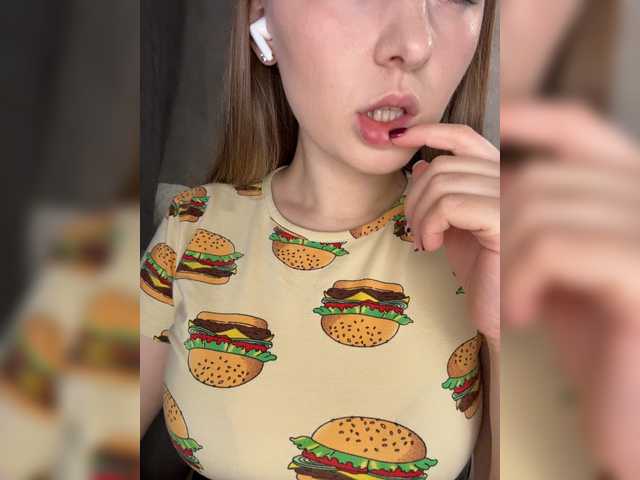 -Dirty-Bitch live cam on BongaCams
