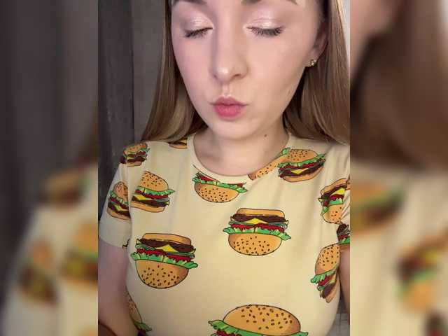 AlinaRay live webcam show