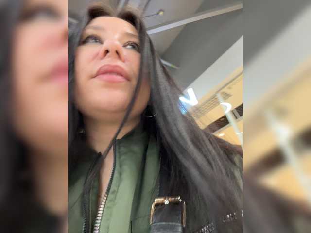 -Dirty-Bitch's BongaCams show and profile