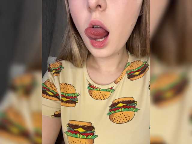 -Dirty-Bitch live cam on BongaCams