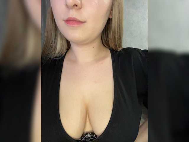 -Dirty-Bitch live cam on BongaCams