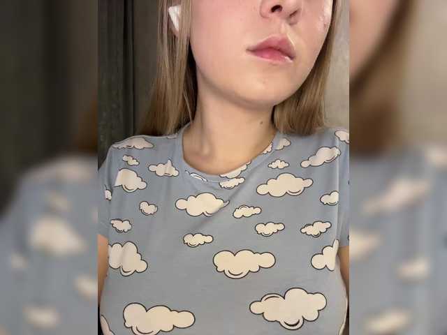 -Dirty-Bitch live cam on BongaCams