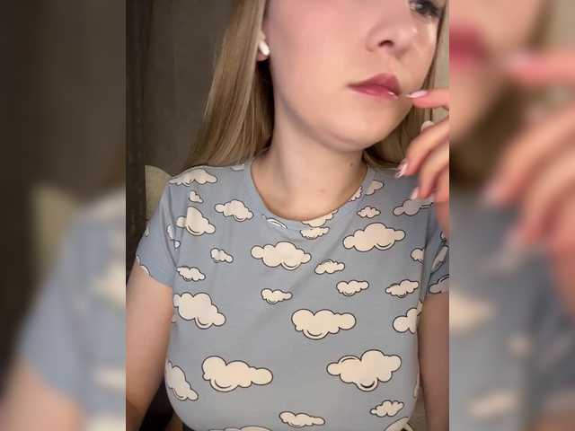 -Dirty-Bitch live cam on BongaCams