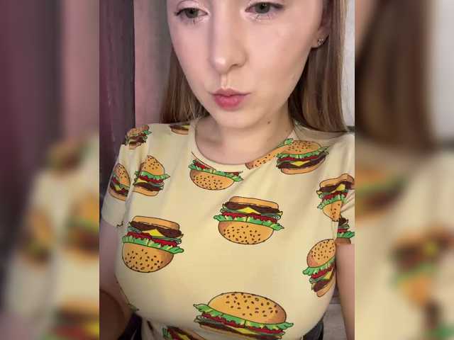 AlinaRay live webcam show