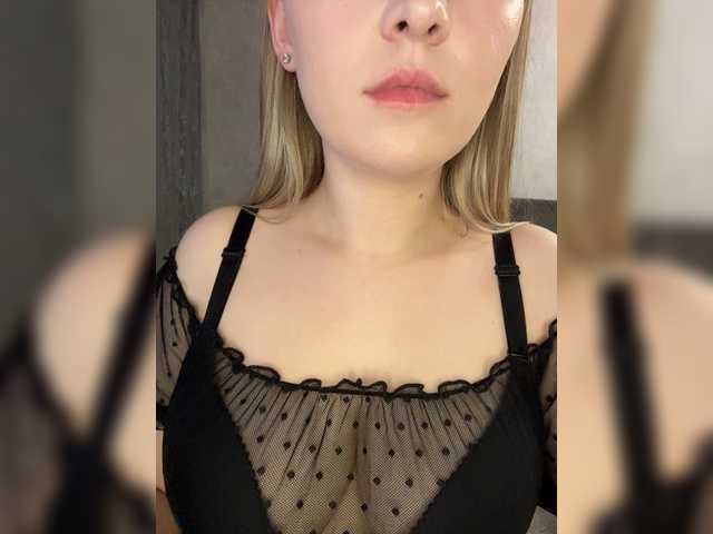 -Dirty-Bitch live cam on BongaCams