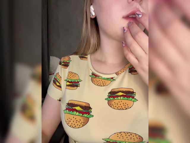 -Dirty-Bitch live cam on BongaCams