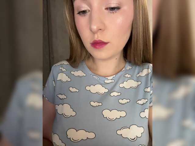 go to chat with AlinaRay