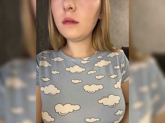 -Dirty-Bitch live cam on BongaCams