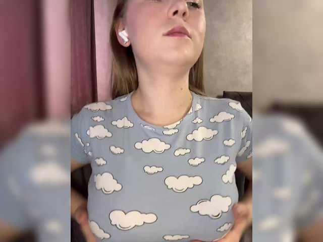 -Dirty-Bitch live cam on BongaCams
