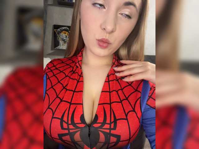 AlinaRay live cam on BongaCams