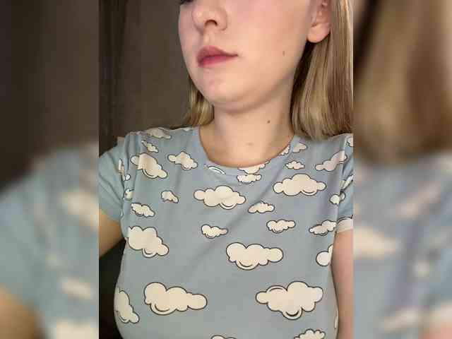 AlinaRay webcam