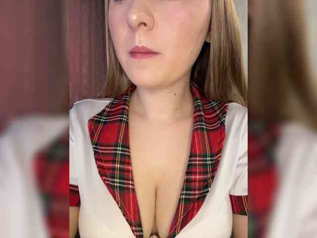 AlinaRay webcam