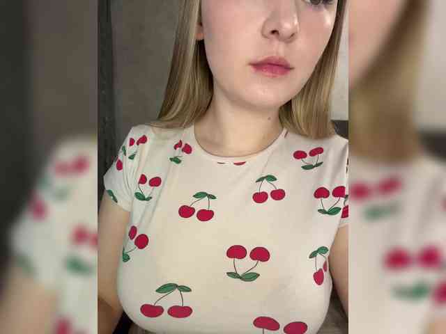AlinaRay webcam