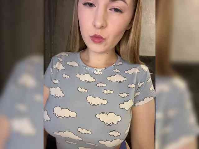 AlinaRay webcam