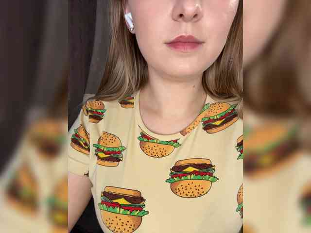 AlinaRay webcam