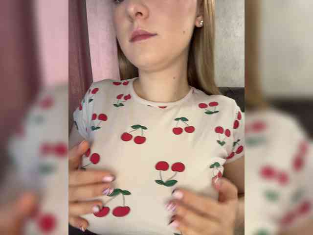 AlinaRay webcam