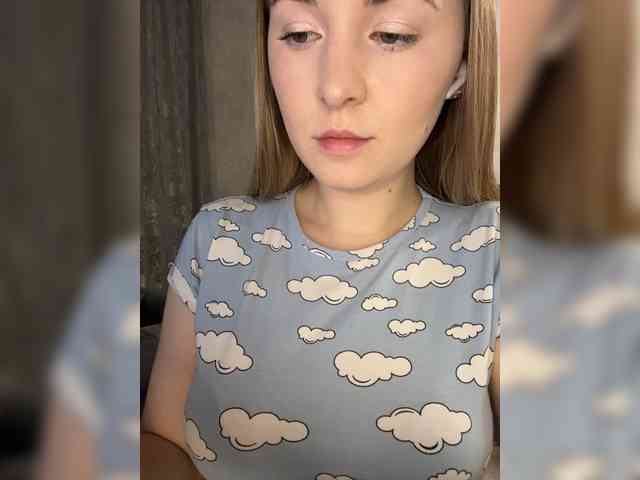 AlinaRay webcam